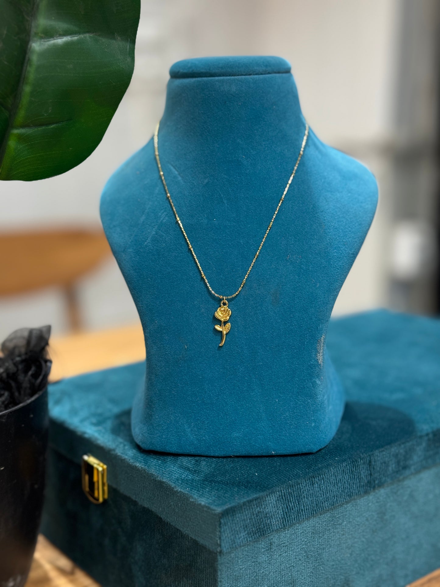 Minimalist Pendant Chain