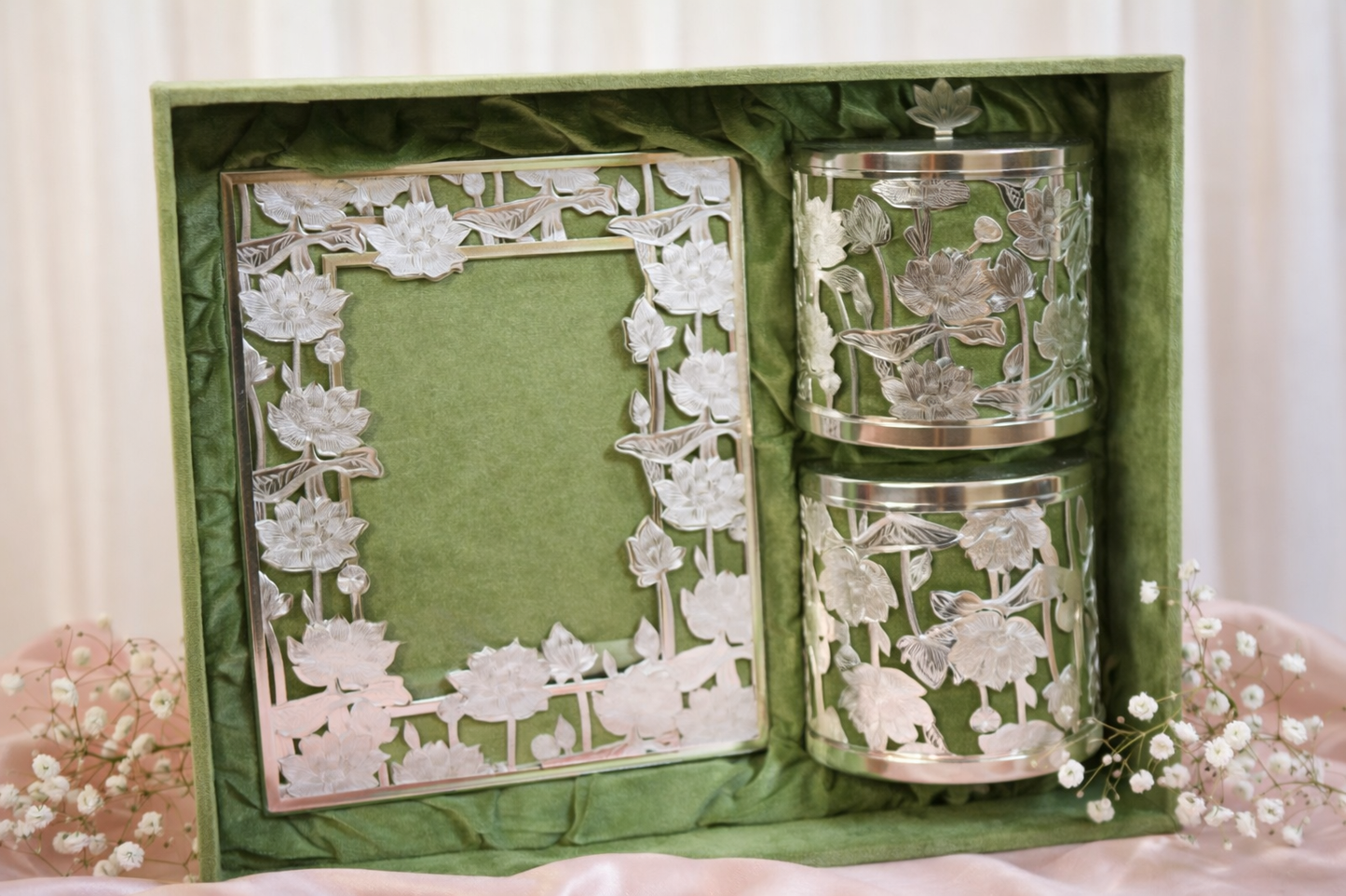Frame and 2 Jars Container Velvet Box