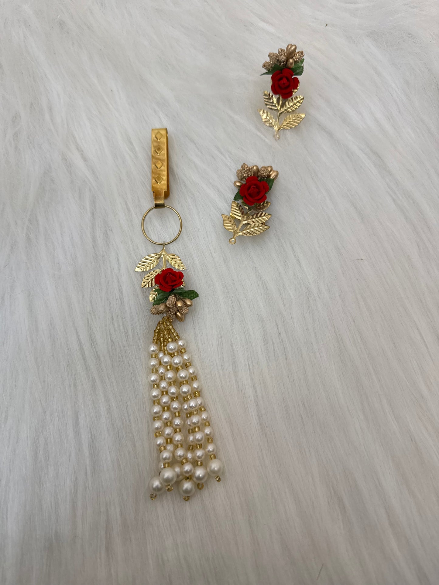 Chabbi Guccha, Ring & Saree Pin Set