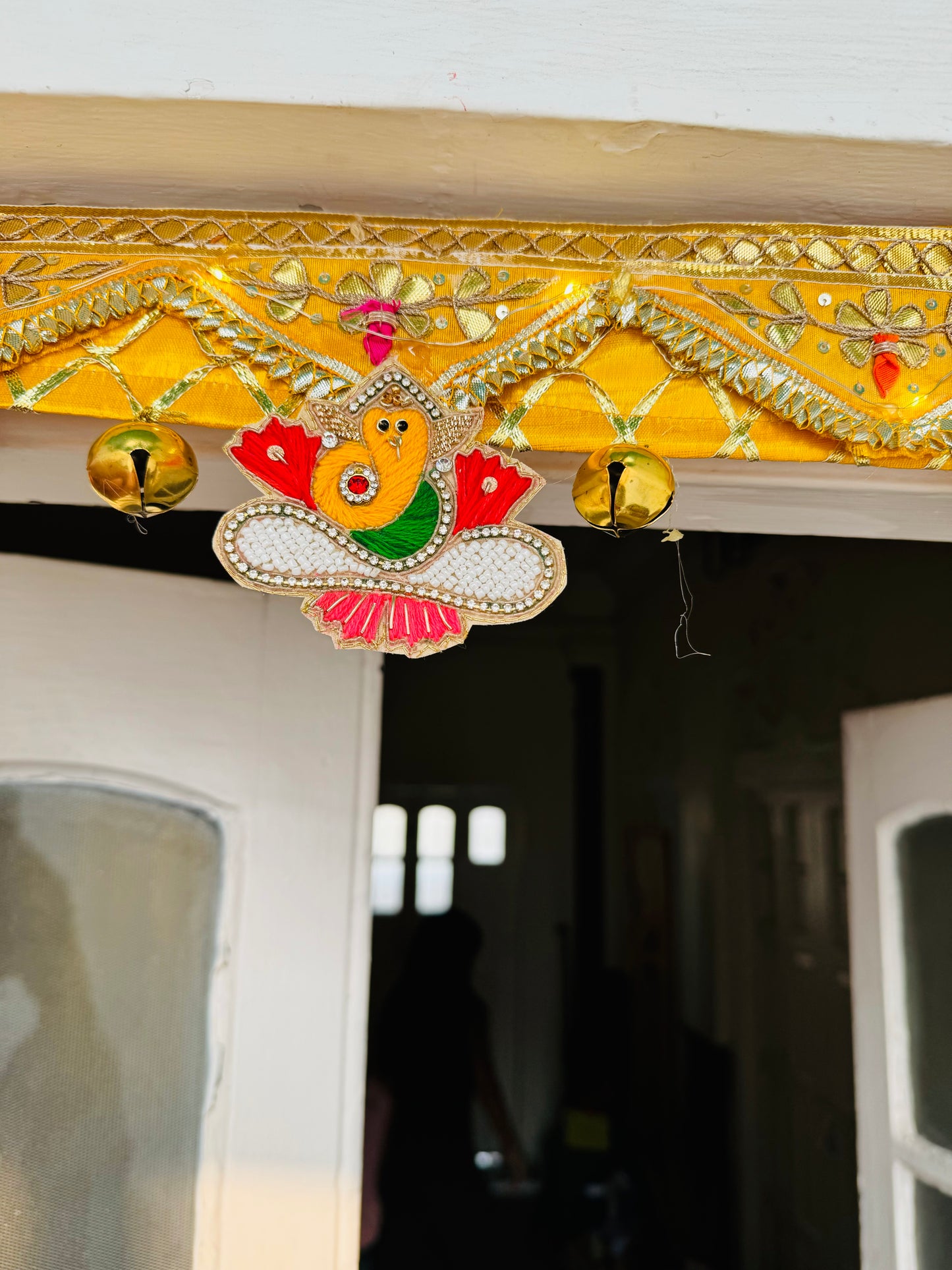 Light Bandhanwar