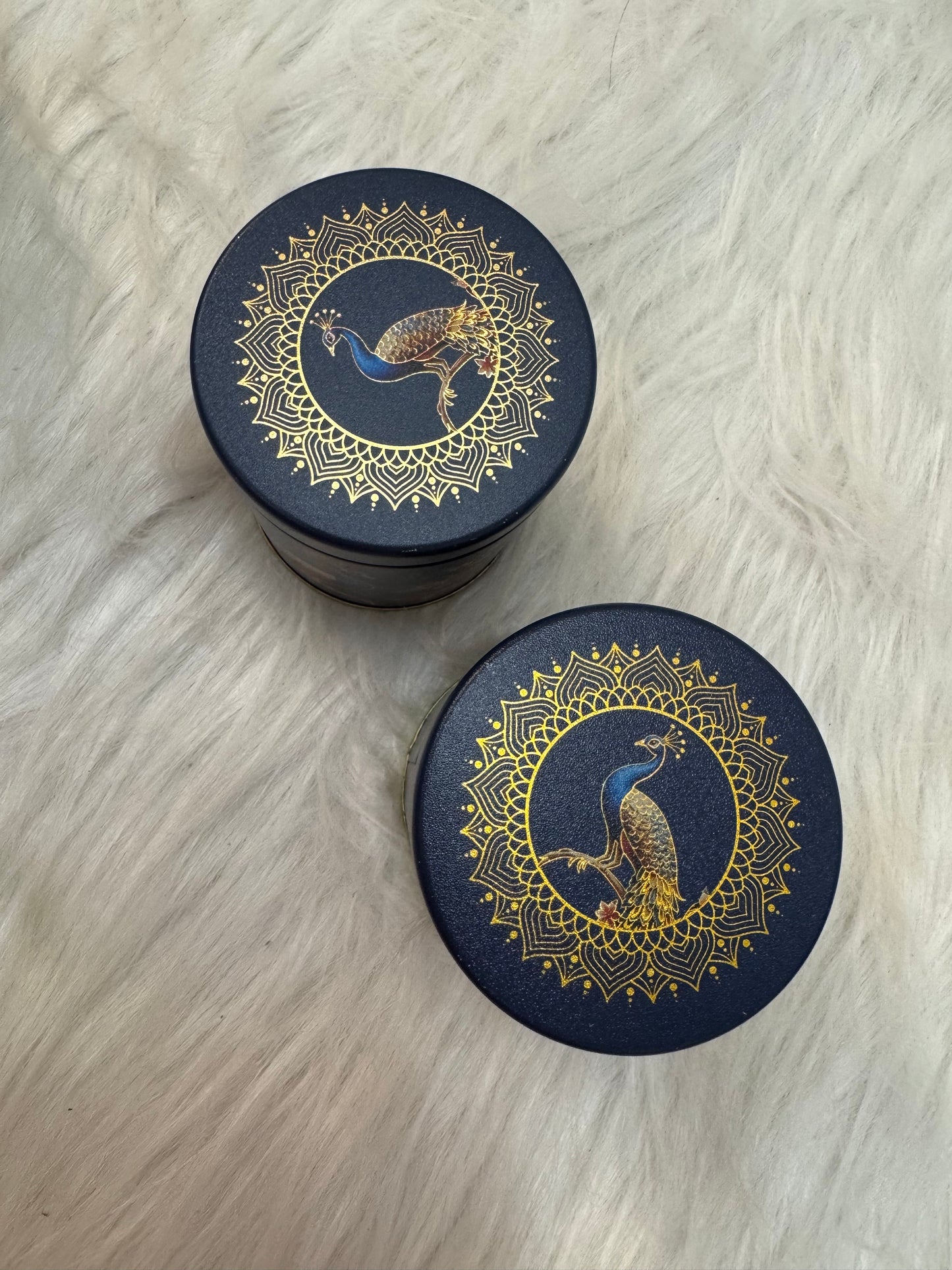 Gift Set of 2 Containers and Box
