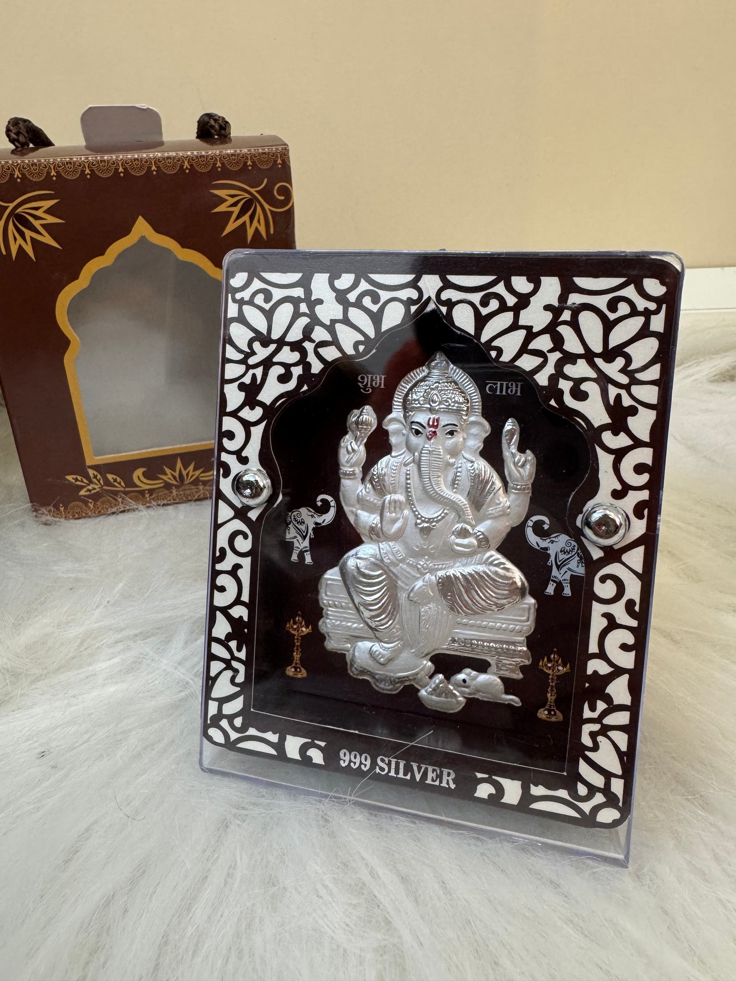 999 Silver Foiling Frame Stand