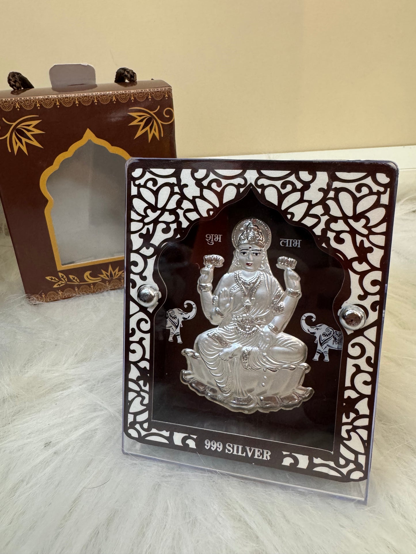 999 Silver Foiling Frame Stand