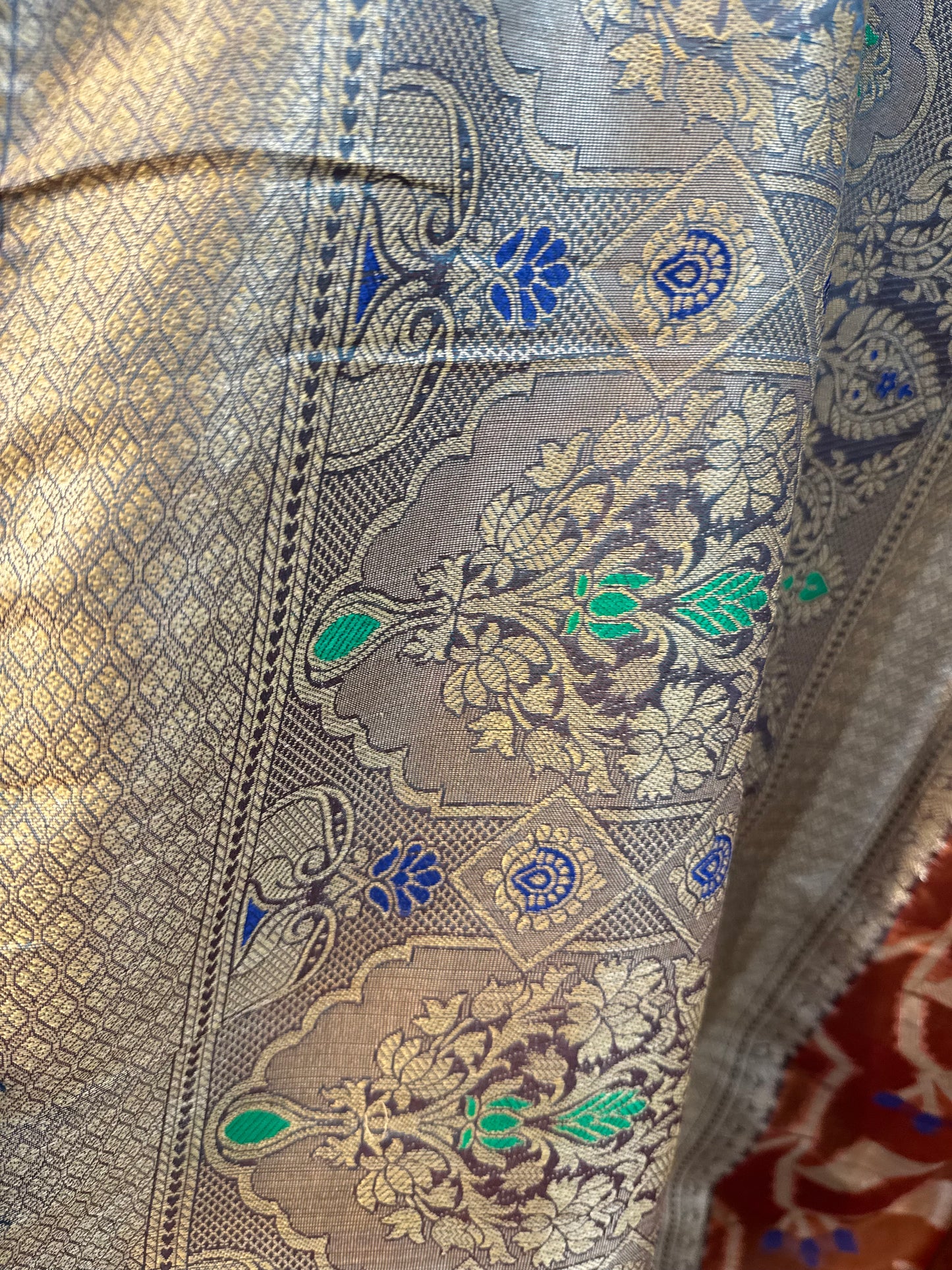 Saree
