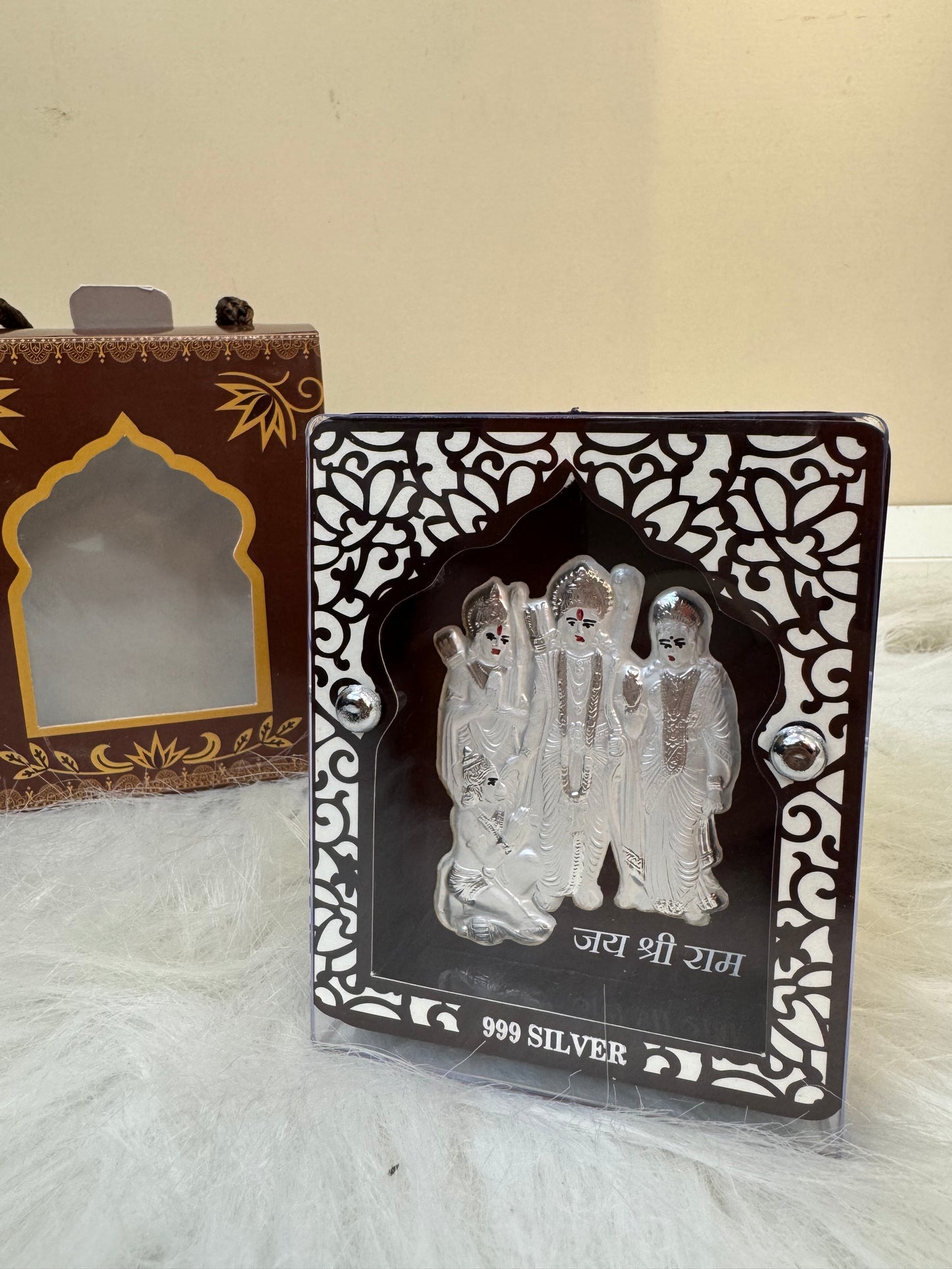 999 Silver Foiling Frame Stand