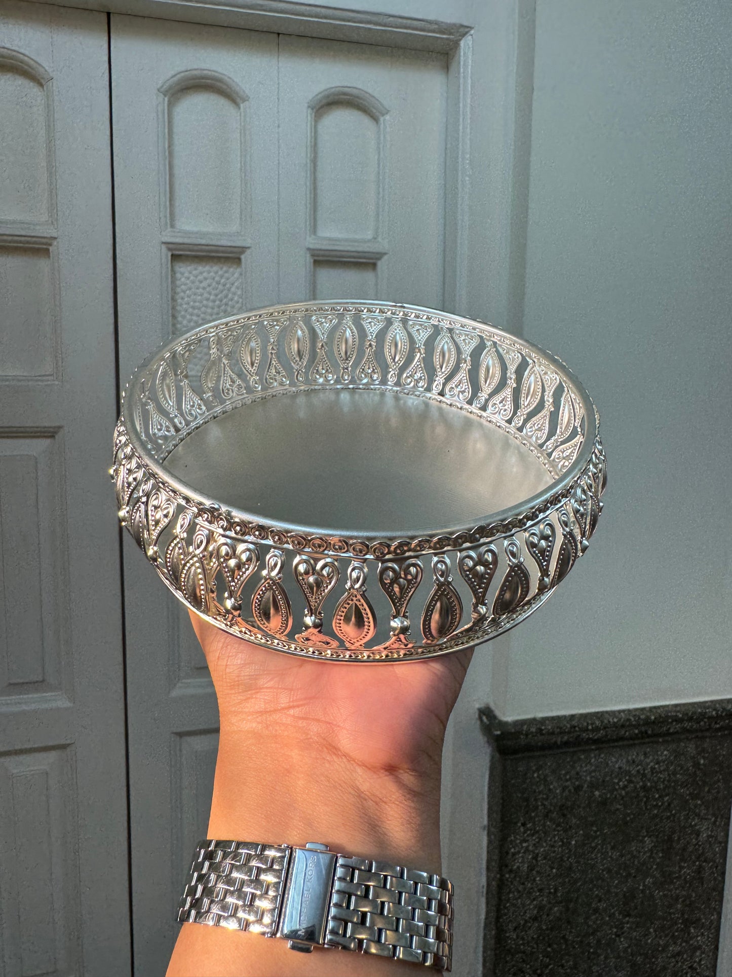 Silver Detailed Tray
