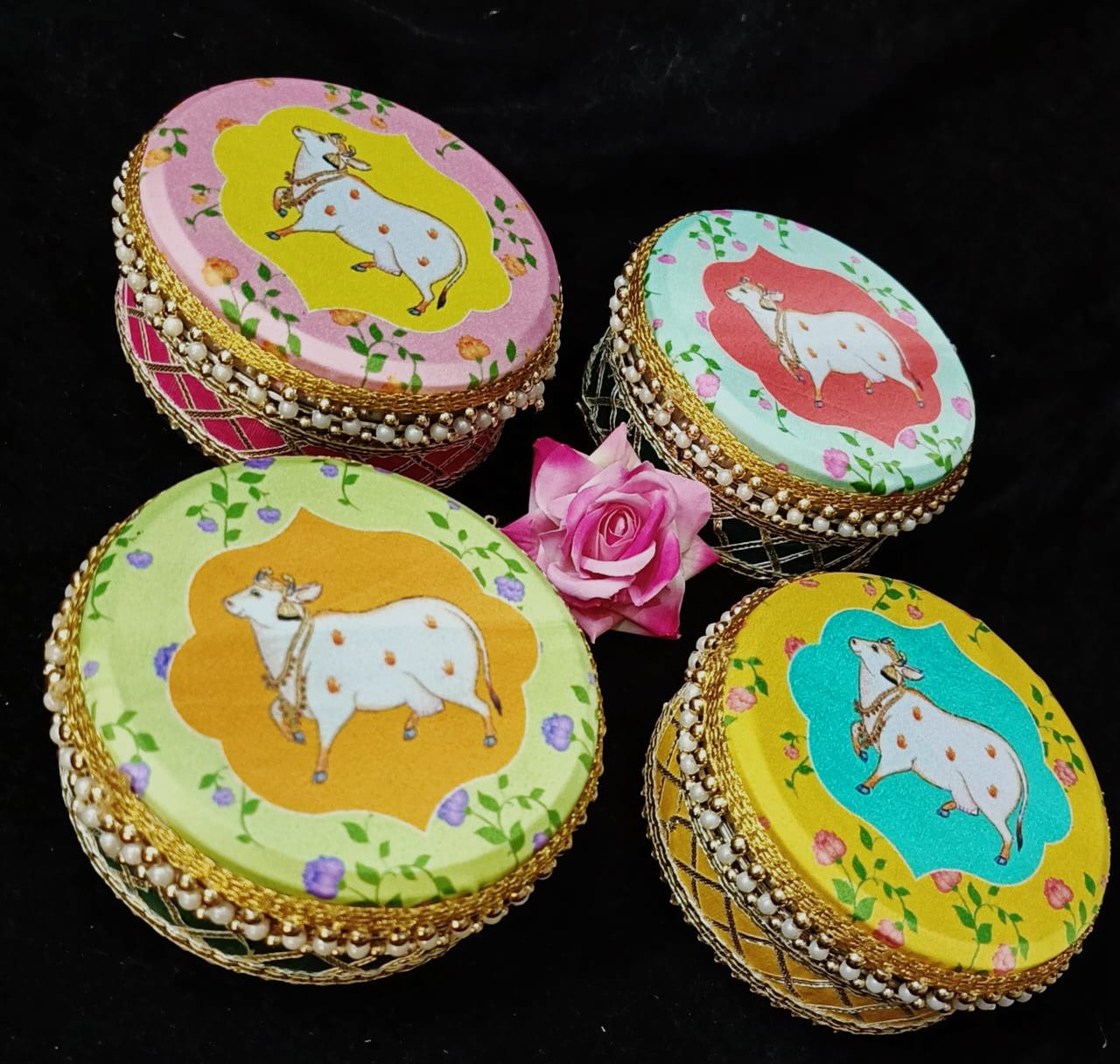 Decorated Stainless Steel Dabba ( Set of 5 )