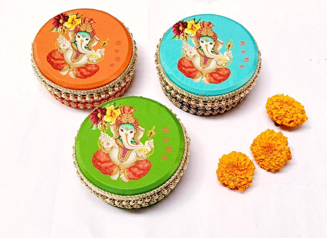 Decorated Stainless Steel Dabba ( Set of 5 )