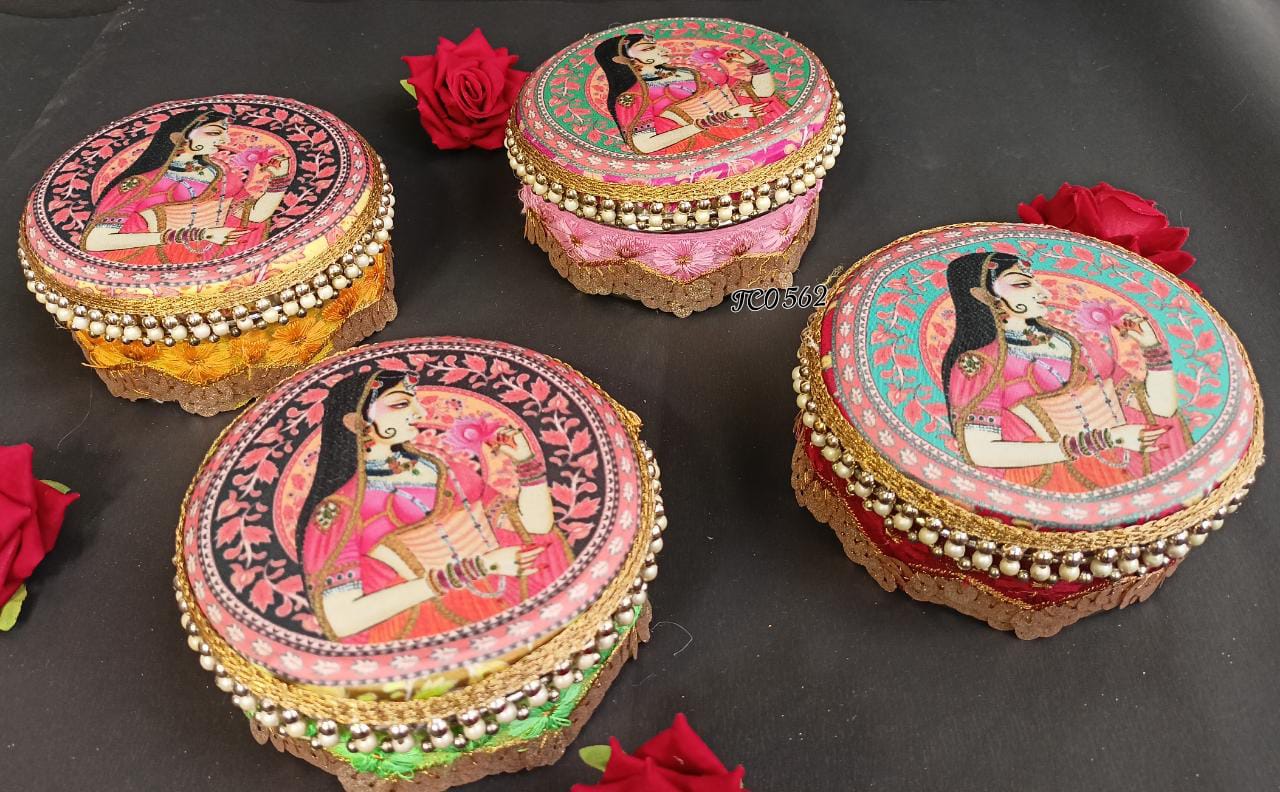 Decorated Stainless Steel Dabba ( Set of 5 )