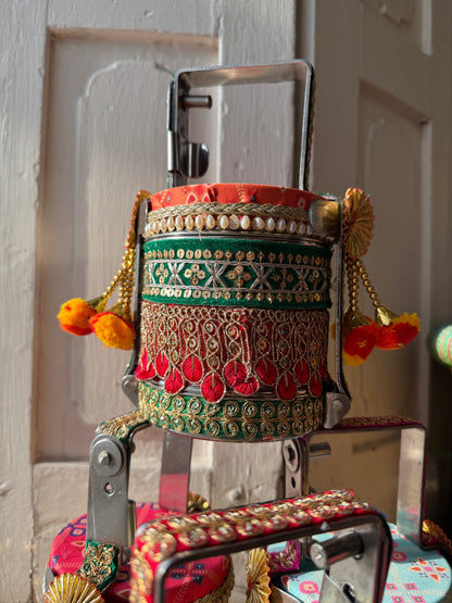 Stainless Steel Decorated Dabba Tiffin