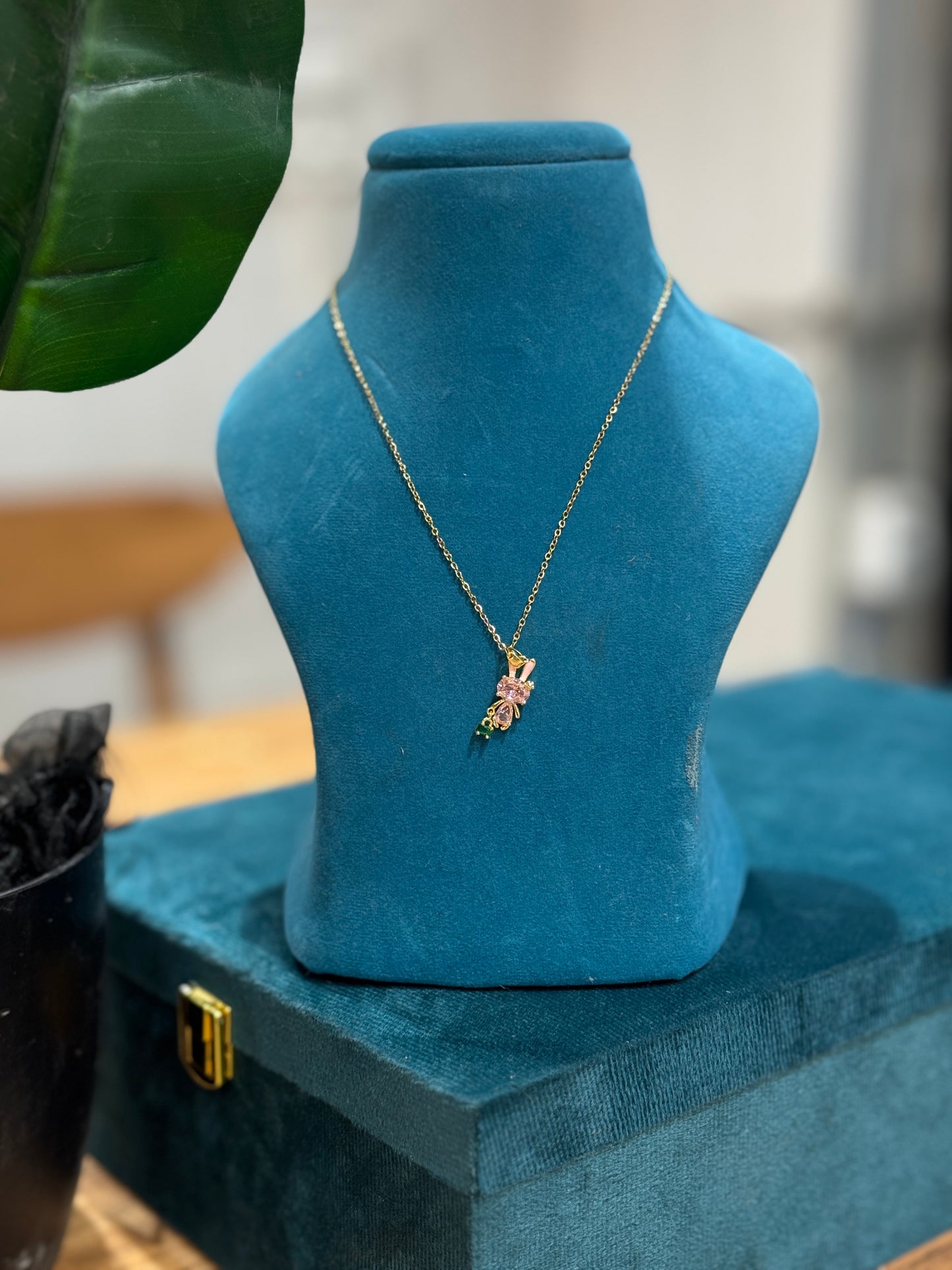 Minimalist Pendant Chain