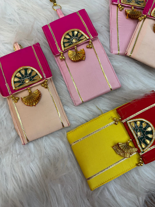 Mobile Pouch with Kamarbandh