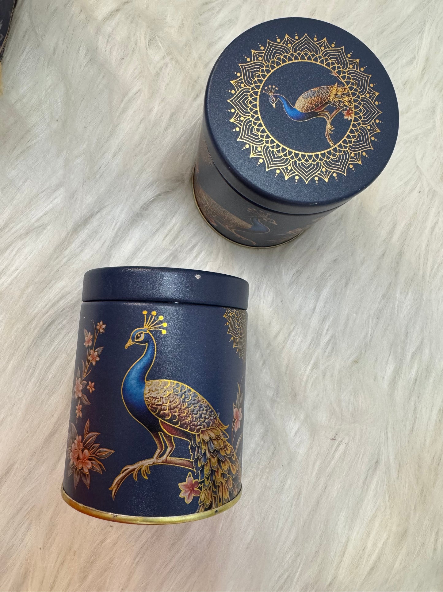 Gift Set of 2 Containers and Box