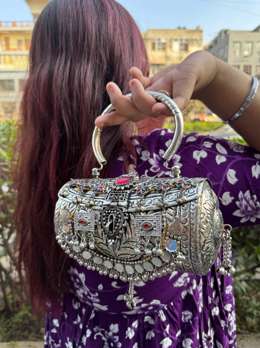 Chandi Batua