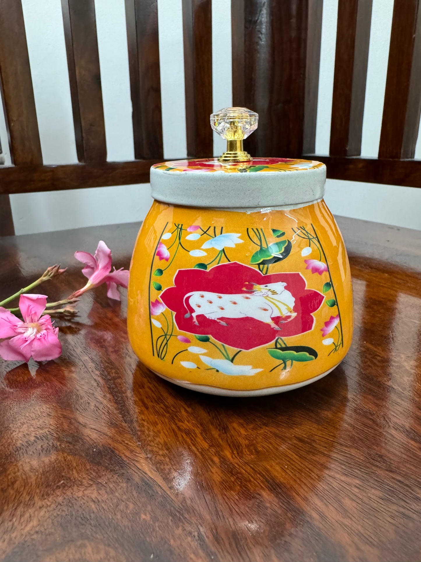 Pichwai Jar