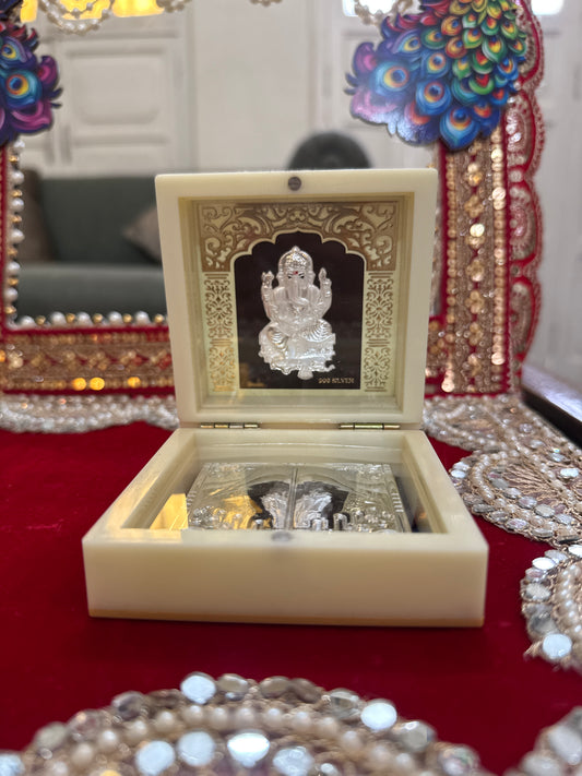 999 Silver Ganesh Ji Prayer Box