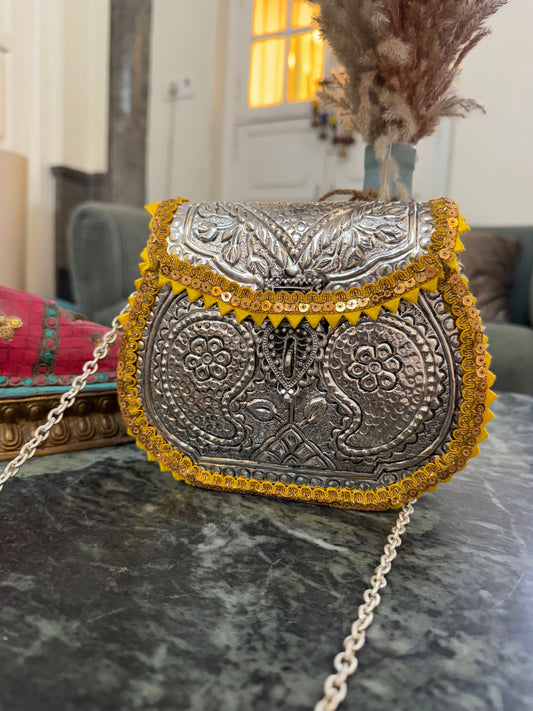 Chandi Batua