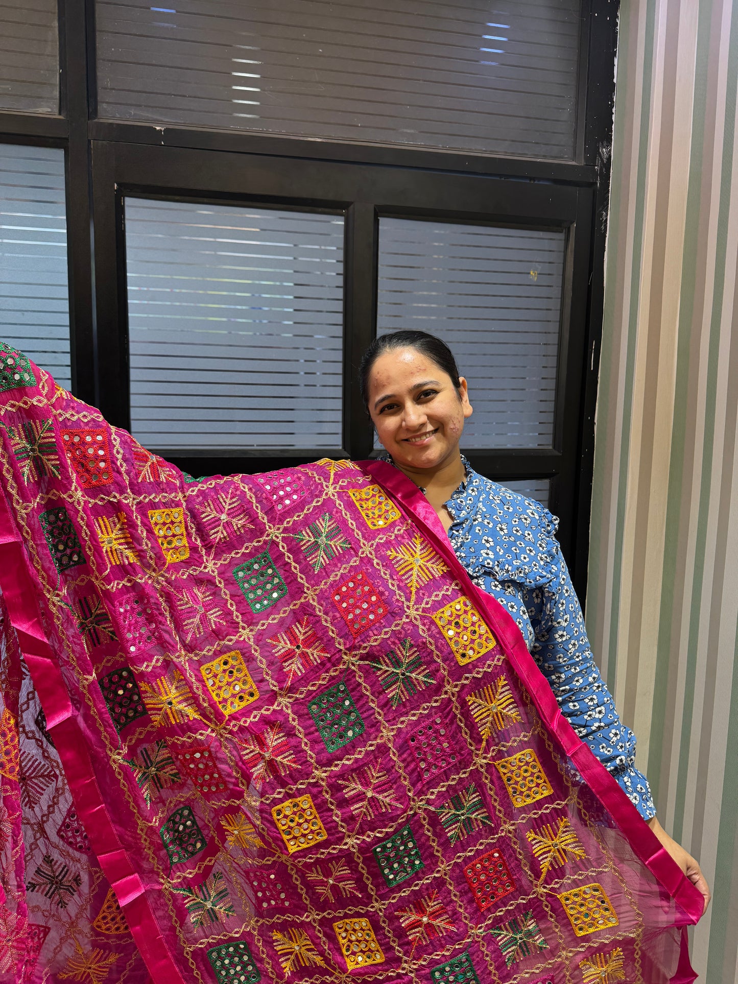 Bandhani Dupatta with Mirrors